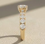 LADIES RING 14 CARAT GOLD LAB GROWN DIAMOND